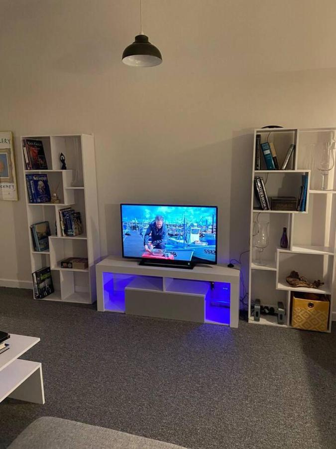 Town House In Ideal Location Central Эннискиллен Экстерьер фото